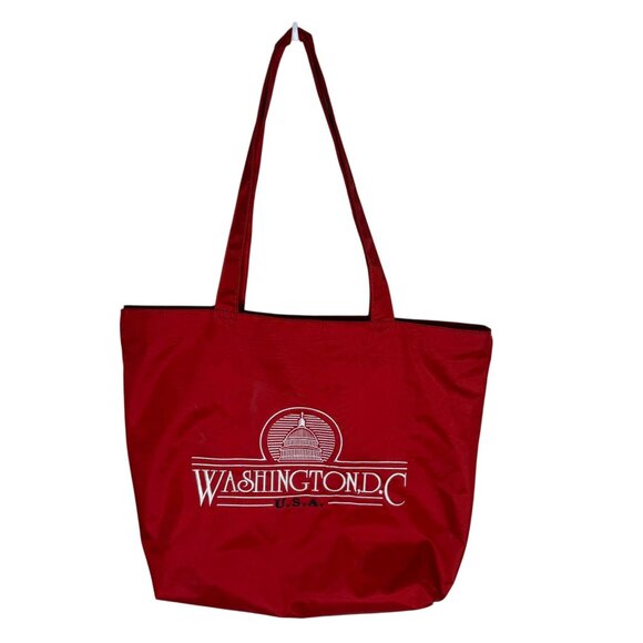 Vintage "Washington D.C." Red Nylon Tote Bag, Full Zip Closure, Americana Kitsch - Picture 1 of 12